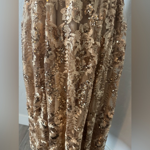 Torrid Gold sequin formal dress - Picture 2 of 9